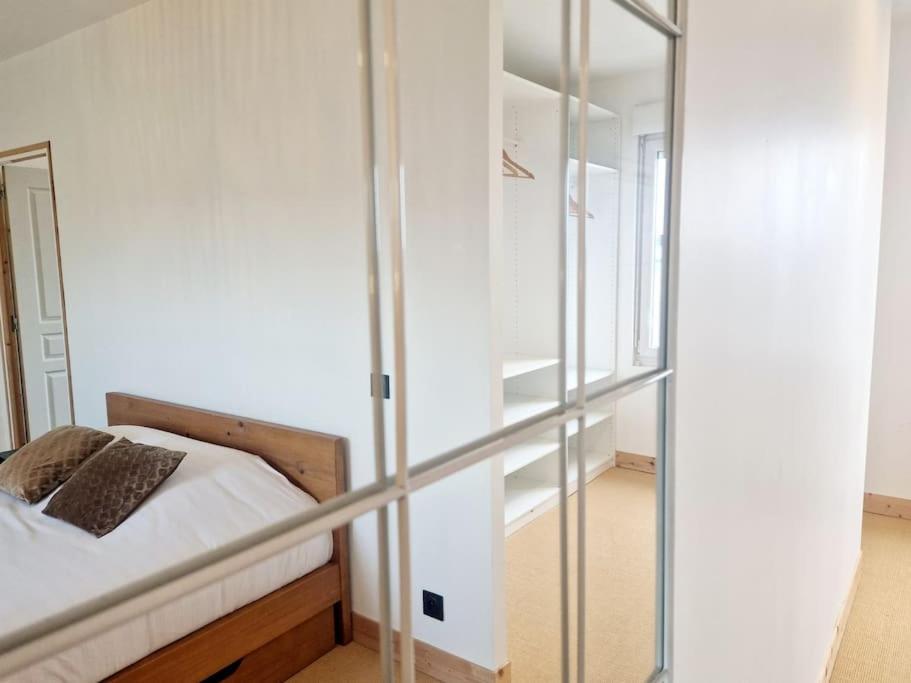 L'Urbain Yourhosthelper Apartment แชร์บูร์ก อ็อง กงต็องแต็ง ภายนอก รูปภาพ